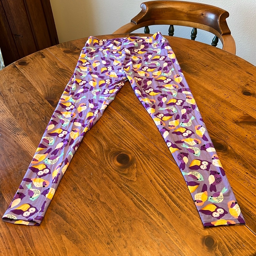 ** LuLaRoe Leggings Purple Owls Tall and Curvy TC